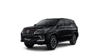 Sewa Toyota Fortuner di Padang