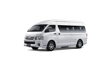 Sewa Toyota Hiace Commuter di Padang
