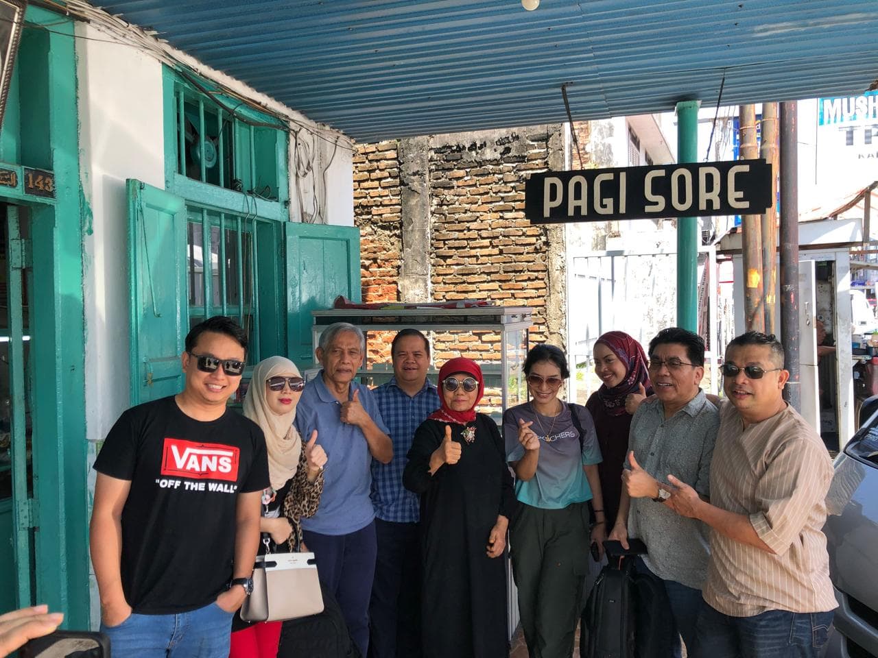 Galeri rental mobil Padang 4