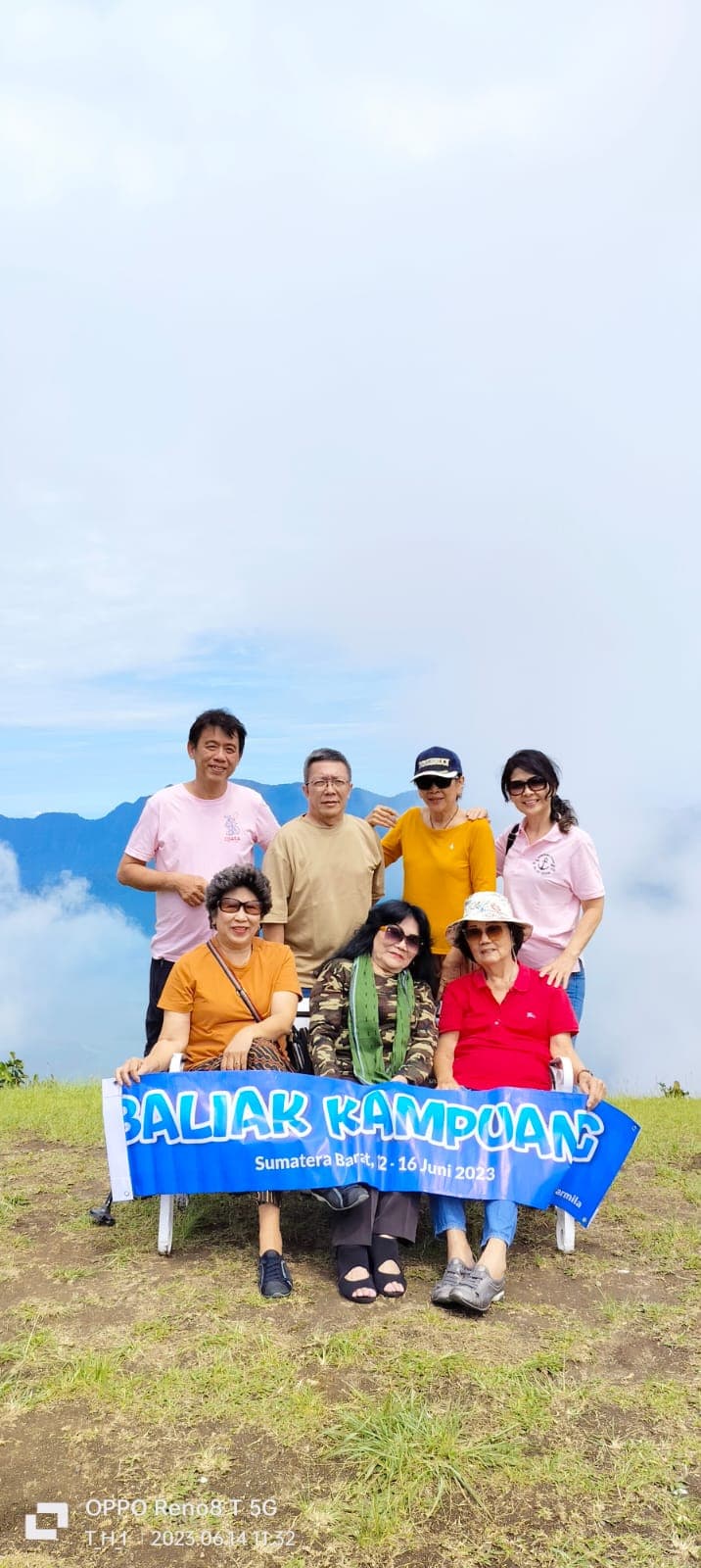 Galeri rental mobil Padang 11
